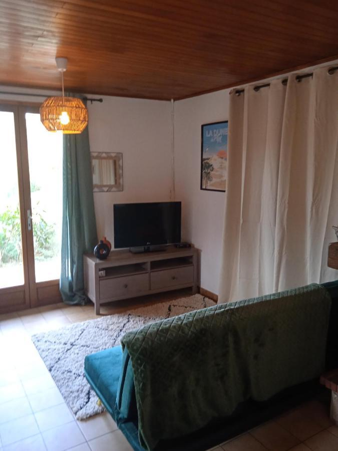 Maison au dessus du lac de Biscarrosse Extérieur photo
